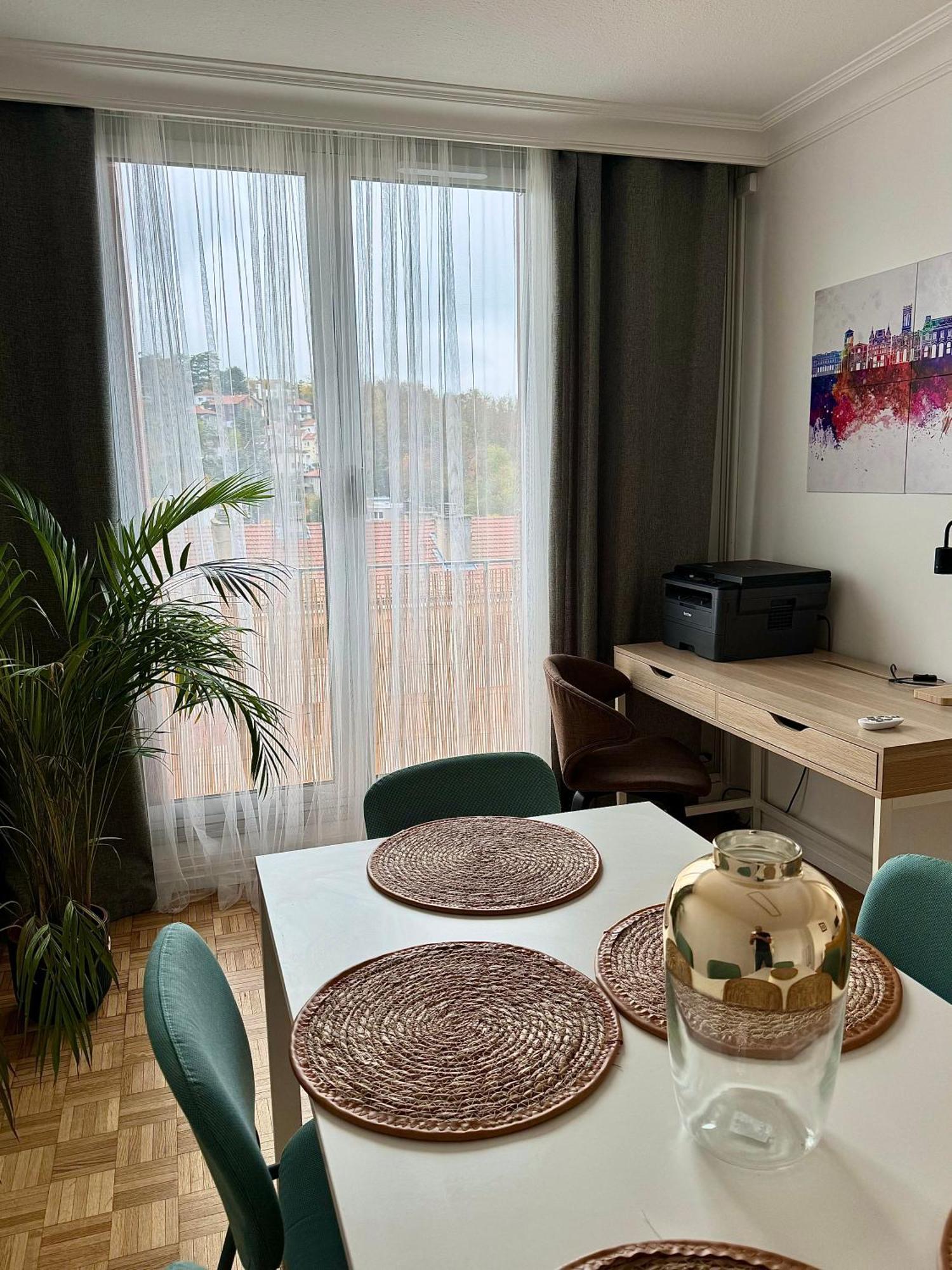 Bergson Top - Appart 80M2, 2 Grandes Chambres, Entierement Renovee Et Equipee, Lumineux, Wifi, Balcon, Calme, Vue Imprenable Vila Velha Exterior foto